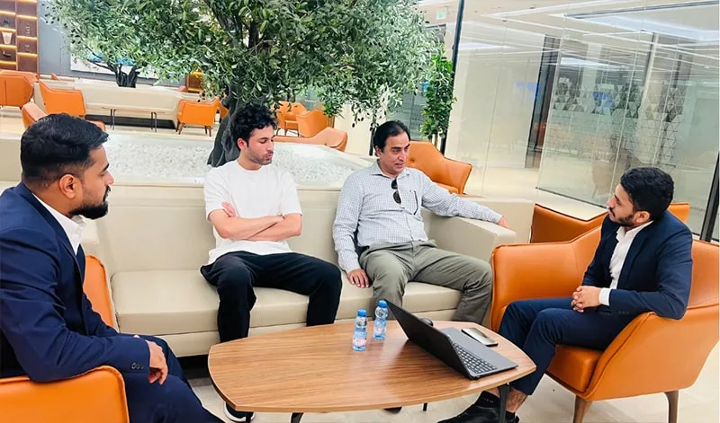 Meem team helping clients