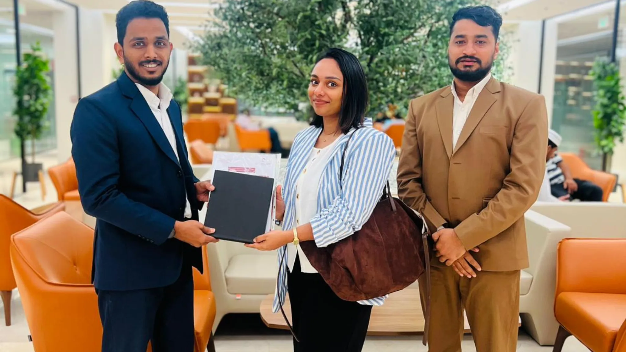meem-team-with-client-1