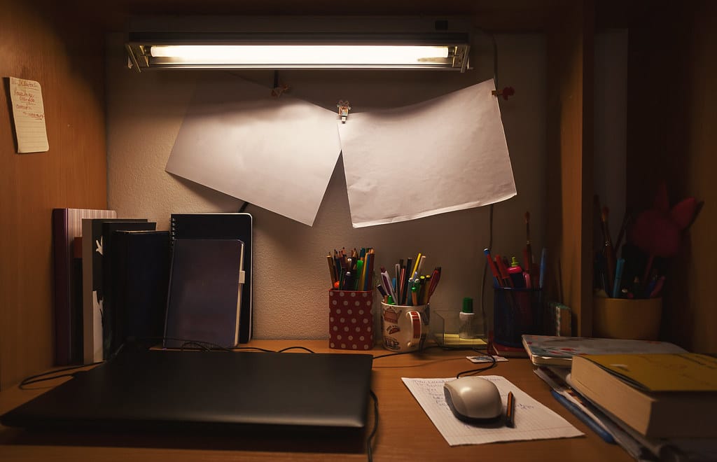 Small home working table for a home-based business
