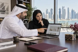 Qatar business owners reviewing an online store before applying for an e-commerce licence